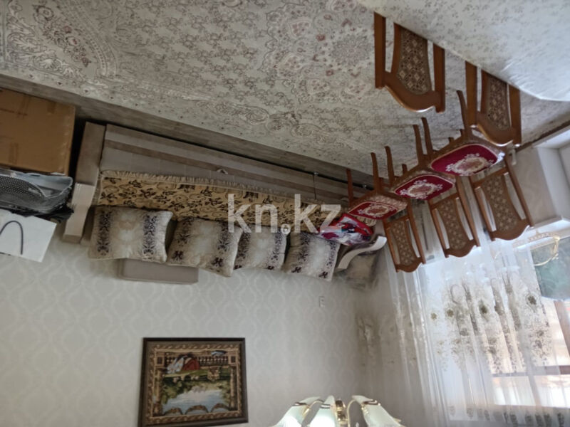 Продажа 4-комнатной квартиры, 76 м² - Продажа четырехкомнатных квартир в Караганде - страница 3 фото 2 из 13