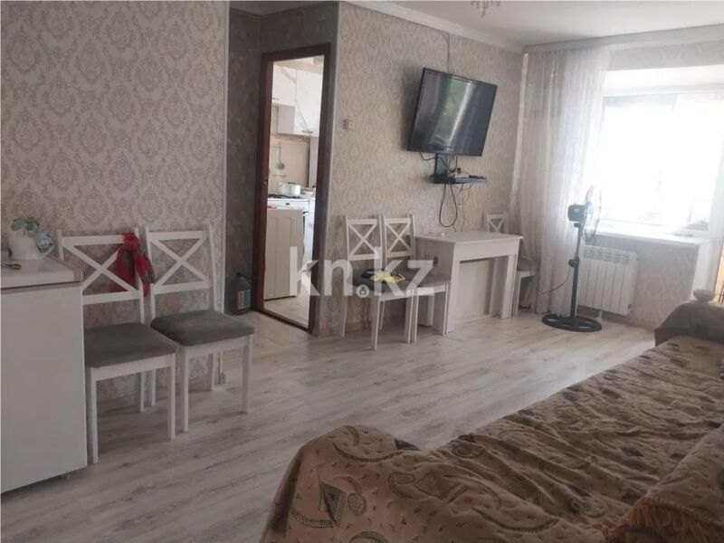 Продажа 3-комнатной квартиры, 42 м² - Продажа квартир в блочном доме в Караганде фото 1 из 6