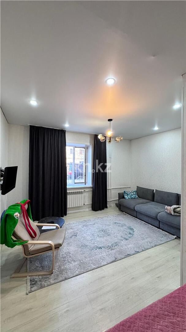 Продажа 1-комнатной квартиры, 48 м² - Продажа однокомнатных квартир на Юго-Востоке Караганды - страница 7 фото 1 из 11