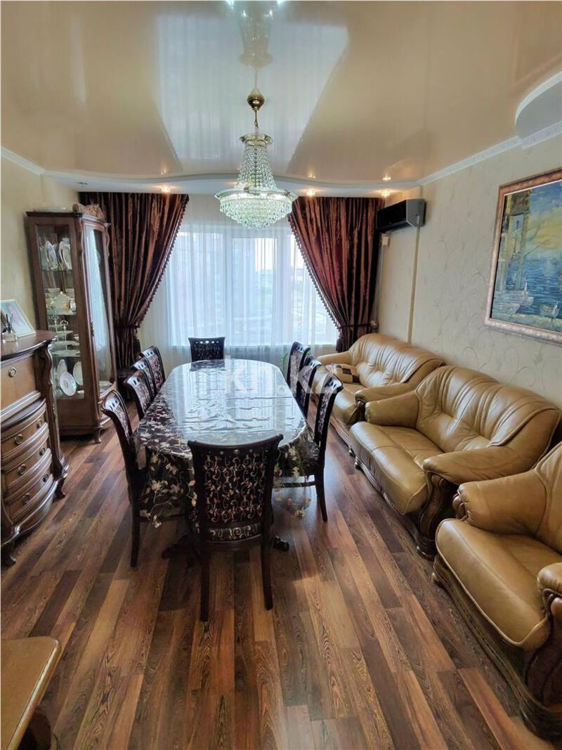 Продажа 4-комнатной квартиры, 124 м² - Продажа четырехкомнатных квартир в монолитно-каркасном доме в Караганде фото 1 из 19