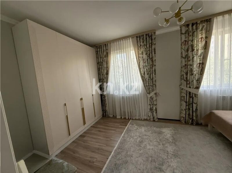 Продажа 4-комнатной квартиры, 122 м² - Продажа четырехкомнатных квартир в панельном доме в Алматы - страница 2 фото 2 из 8