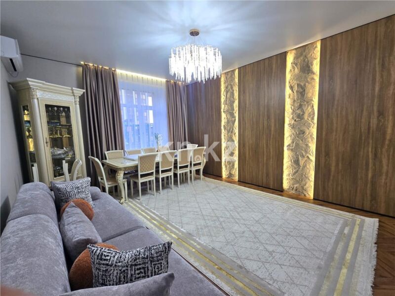Продажа 4-комнатной квартиры, 100 м² - Продажа четырехкомнатных квартир в кирпичном доме в Караганде фото 1 из 10