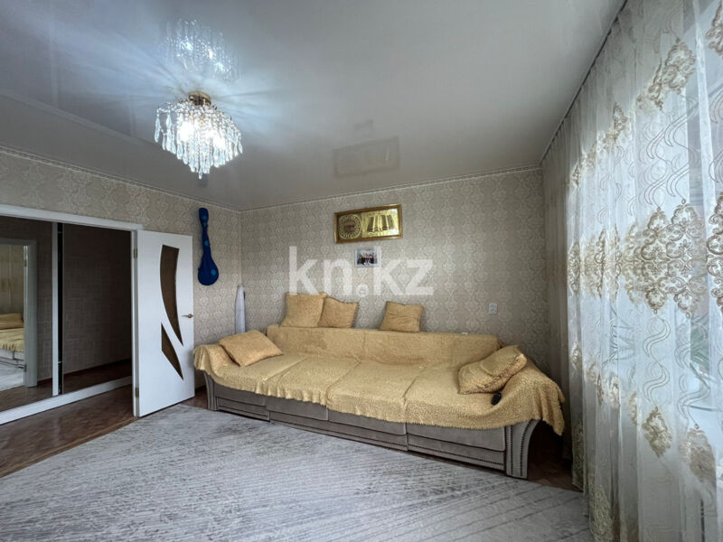 Продажа 4-комнатной квартиры, 77 м² - Продажа четырехкомнатных квартир в панельном доме в Караганде - страница 5 фото 9 из 22