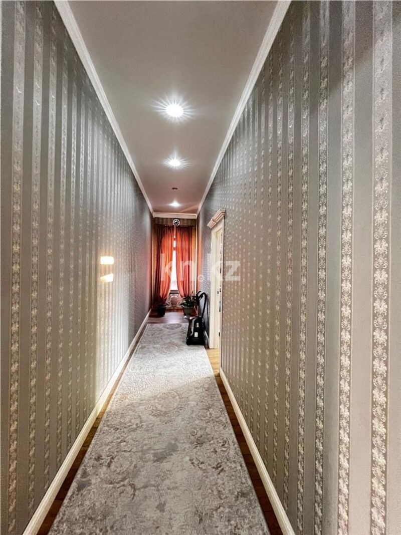 Продажа 7-комнатного дома, 320 м² - Продажа домов, коттеджей в Караганде - страница 4 фото 14 из 36
