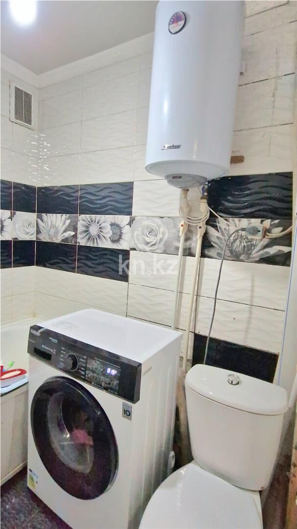 Продажа 2-комнатной квартиры, 44 м² - Продажа двухкомнатных квартир в Майкудуке Караганды - страница 19 фото 12 из 14