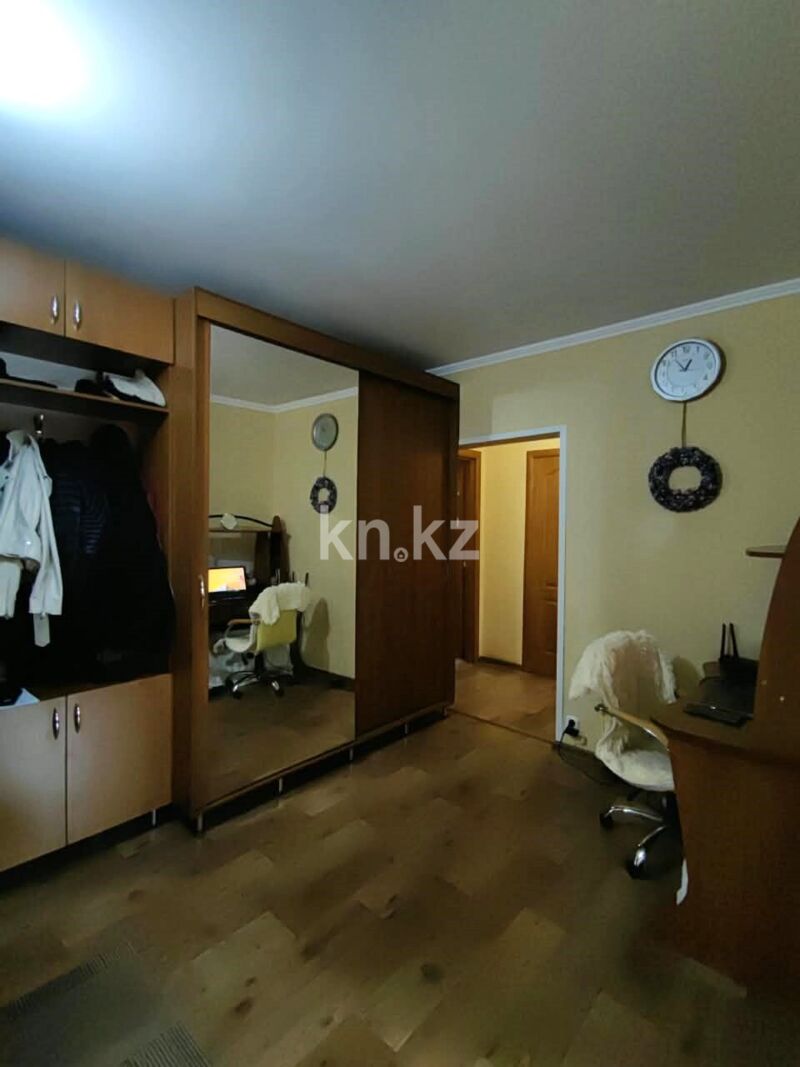 Продажа 3-комнатной квартиры, 63 м² - Продажа трехкомнатных квартир на Юго-Востоке Караганды фото 32 из 40