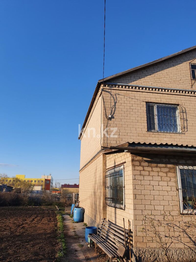 Продажа 6-комнатного дома, 238 м² - Продажа домов, коттеджей в Караганде - страница 6 фото 2 из 15