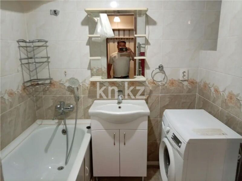 Продажа 2-комнатной квартиры, 43.4 м² - Продажа двухкомнатных квартир в панельном доме в Алматы - страница 6 фото 2 из 3
