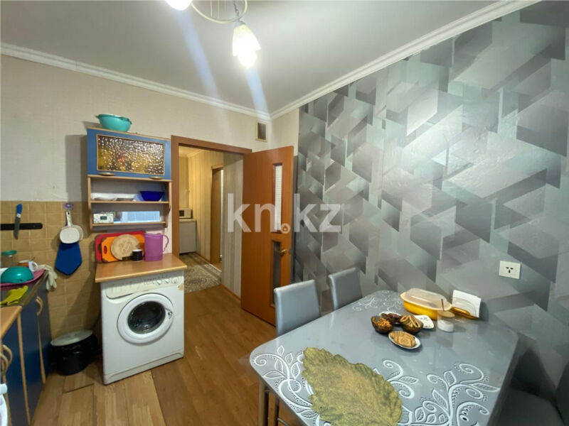 Продажа 4-комнатной квартиры, 81 м² - Продажа четырехкомнатных квартир в панельном доме в Караганде - страница 6 фото 7 из 12