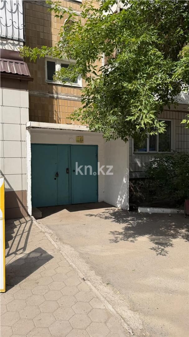 Продажа 1-комнатной квартиры, 42 м² - Продажа однокомнатных квартир в панельном доме в Караганде - страница 4 фото 10 из 11