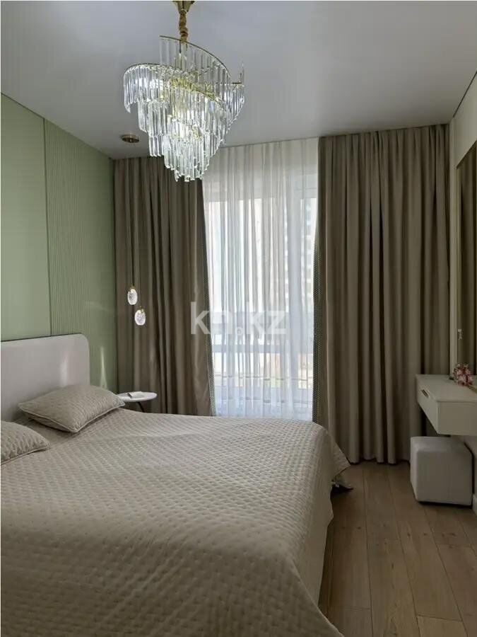 Продажа 4-комнатной квартиры, 140 м² - Продажа четырехкомнатных квартир в кирпичном доме в Казахстане - страница 2 фото 1 из 7