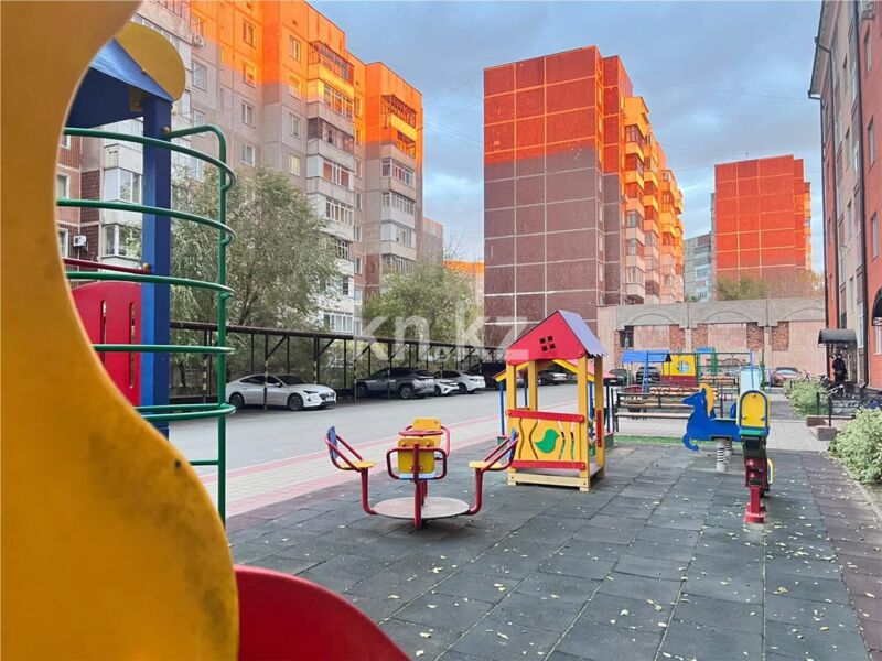 Продажа 3-комнатной квартиры, 83 м² - Продажа трехкомнатных квартир в кирпичном доме в Караганде - страница 5 фото 26 из 34