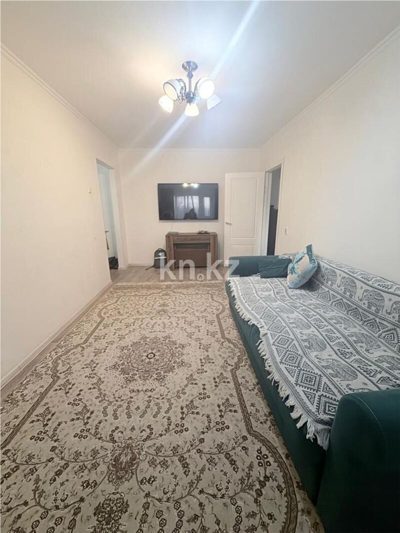 Продажа 3-комнатной квартиры, 60 м² - Продажа домов, коттеджей в Усть-Каменогорске фото 2 из 10