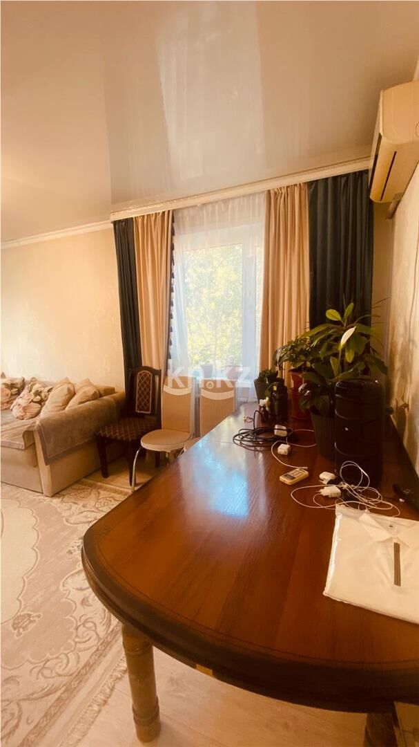 Продажа 3-комнатной квартиры, 62 м² - Продажа трехкомнатных квартир в Майкудуке Караганды - страница 8 фото 2 из 13
