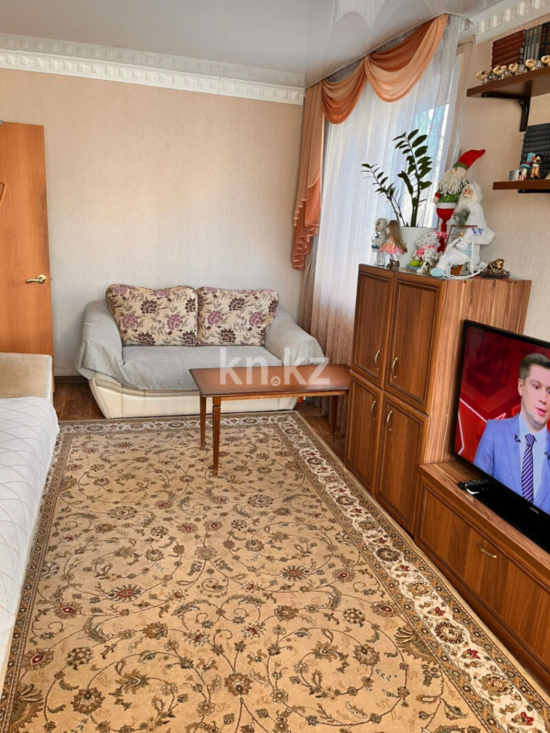 Продажа 3-комнатной квартиры, 63 м² - Продажа квартир в районе Юго-Восток в Караганде фото 3 из 15