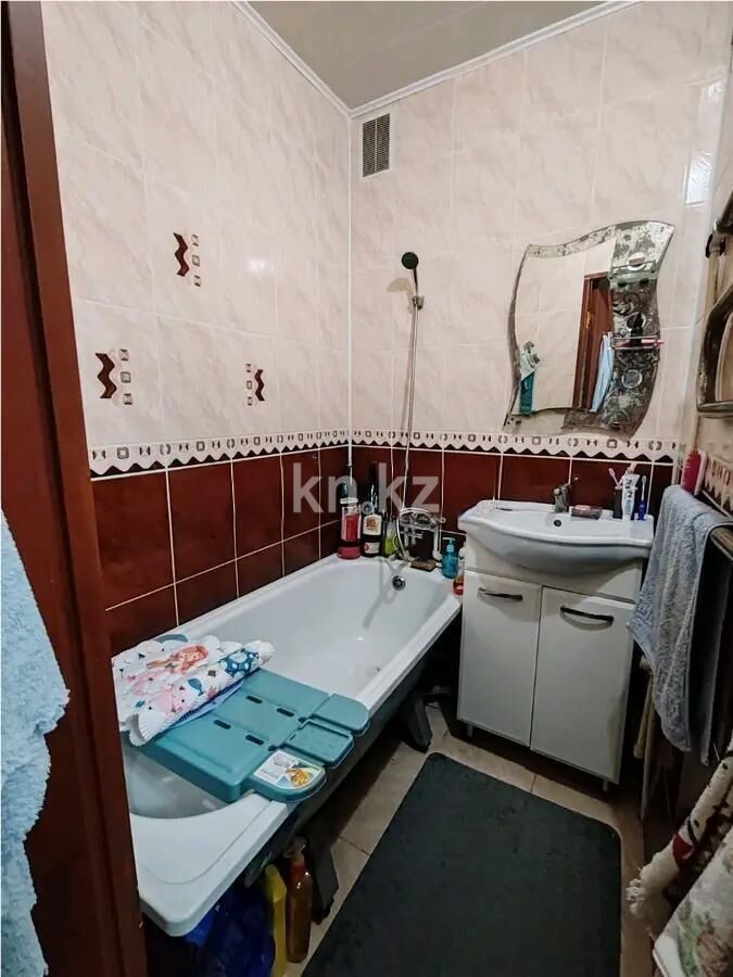Продажа 3-комнатной квартиры, 52 м² - Продажа трехкомнатных квартир в Майкудуке Караганды - страница 7 фото 5 из 9