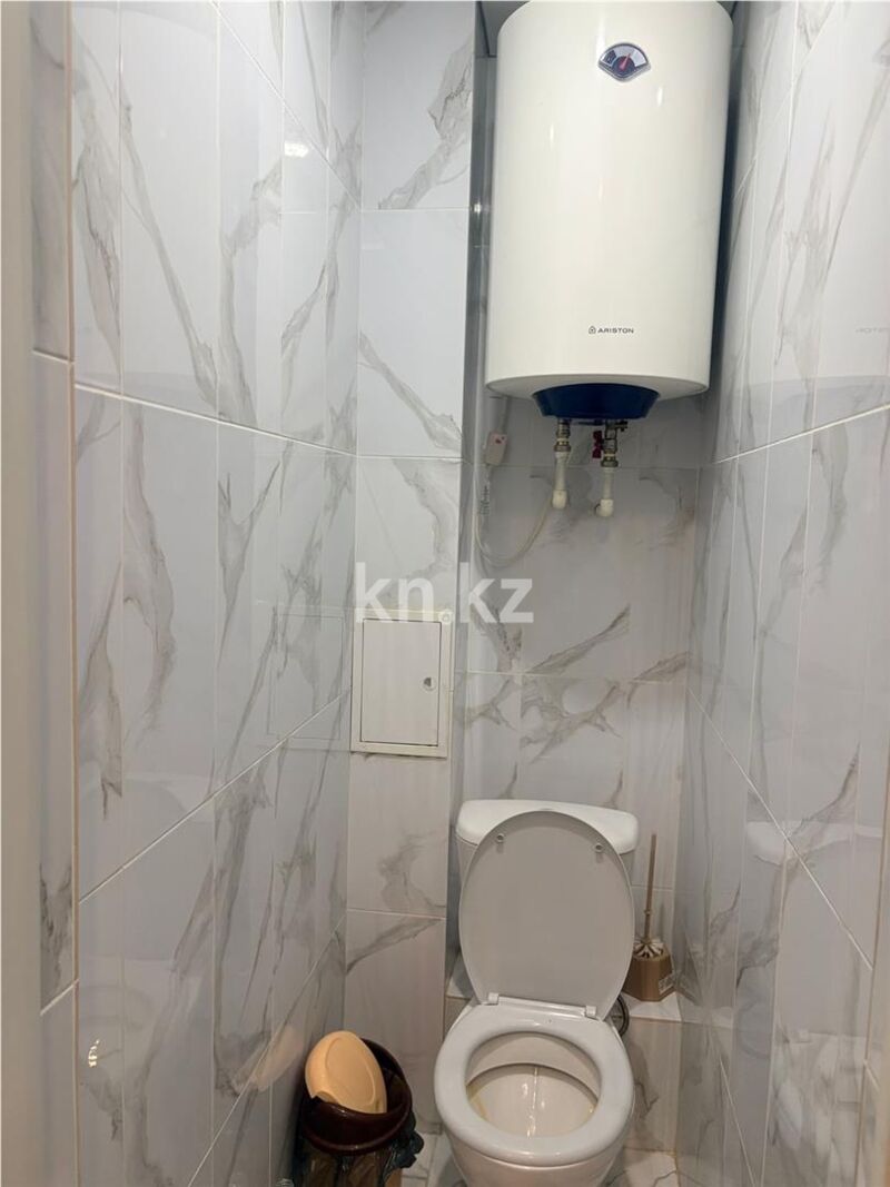 Продажа 2-комнатной квартиры, 38 м² - Продажа двухкомнатных квартир в кирпичном доме в Караганде - страница 4 фото 11 из 14