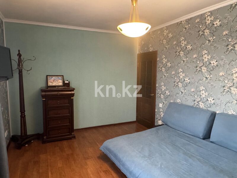 Продажа 3-комнатной квартиры, 90 м² - Продажа трехкомнатных квартир в кирпичном доме в Караганде - страница 19 фото 3 из 20