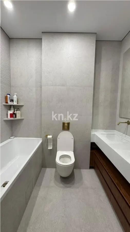 Продажа 3-комнатной квартиры, 123.5 м² - Продажа трехкомнатных квартир в Бостандыкском р-не Алматы - страница 21 фото 1 из 3