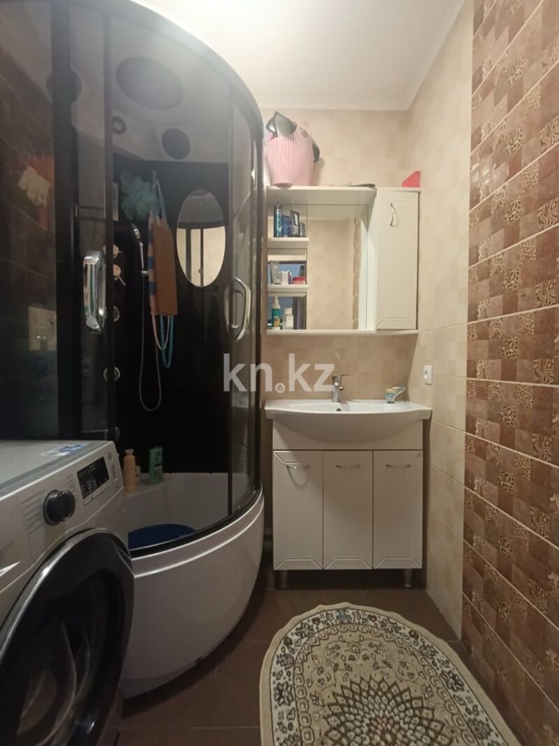 Продажа 4-комнатной квартиры, 78 м² - Продажа четырехкомнатных квартир в панельном доме в Караганде - страница 4 фото 9 из 14