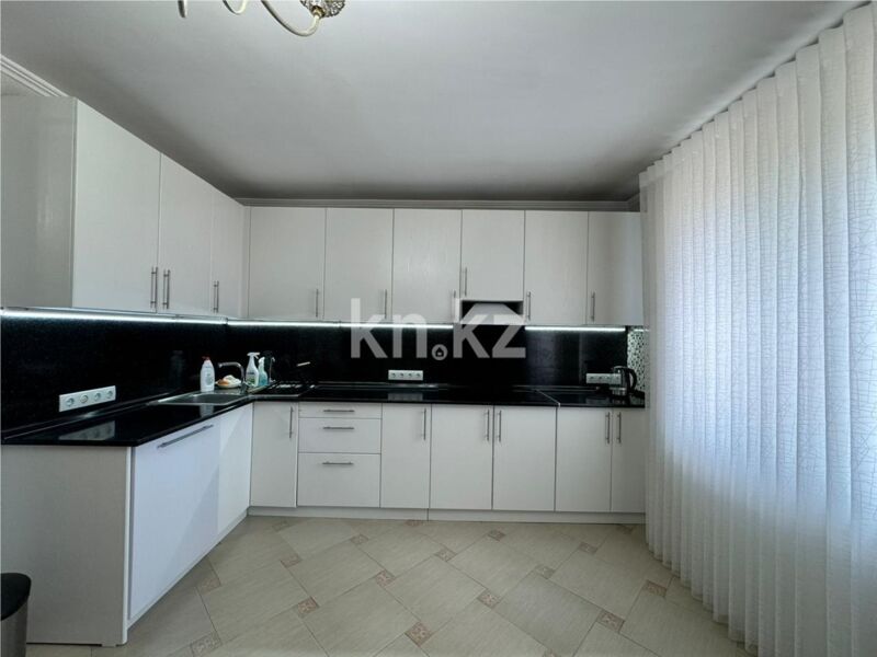 Продажа 5-комнатной квартиры, 160 м² - Продажа пятикомнатных и более квартир в кирпичном доме в Казахстане - страница 3 фото 1 из 10