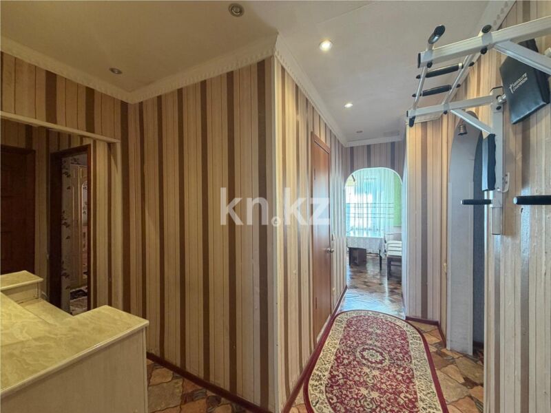 Продажа 4-комнатной квартиры, 83 м² - Продажа четырехкомнатных квартир в панельном доме в Караганде - страница 3 фото 12 из 16