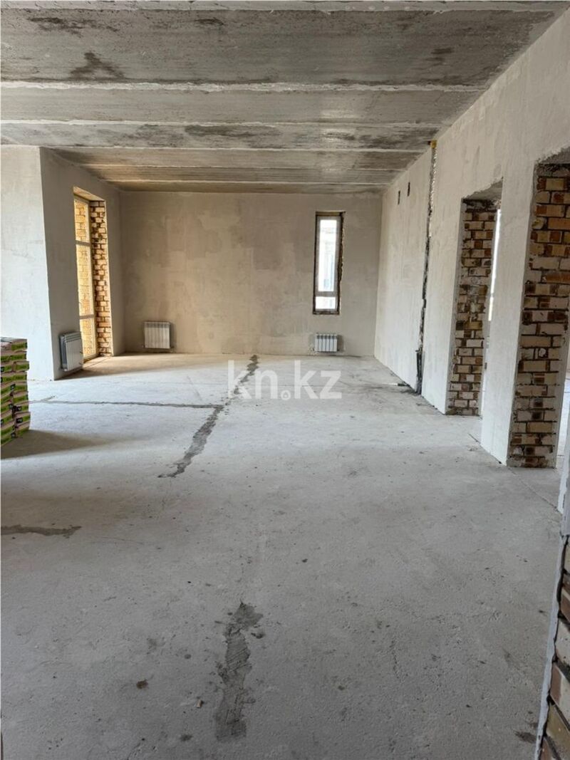 Продажа 4-комнатной квартиры, 121 м² - Продажа четырехкомнатных квартир в Караганде - страница 2 фото 4 из 11