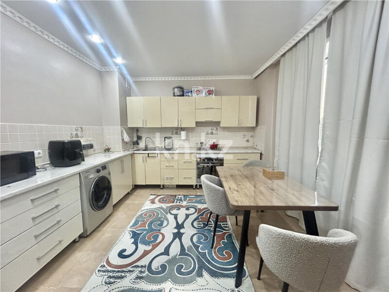 Продажа 3-комнатной квартиры, 80 м² - Продажа квартир в блочном доме в Караганде - страница 3 фото 10 из 19