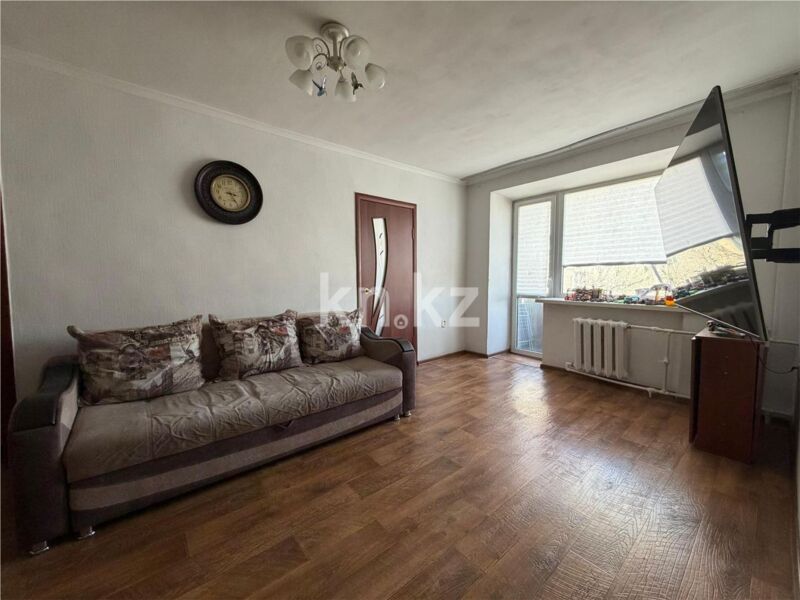 Продажа 3-комнатной квартиры, 44 м² - Продажа квартир в кирпичном доме в Караганде фото 2 из 10