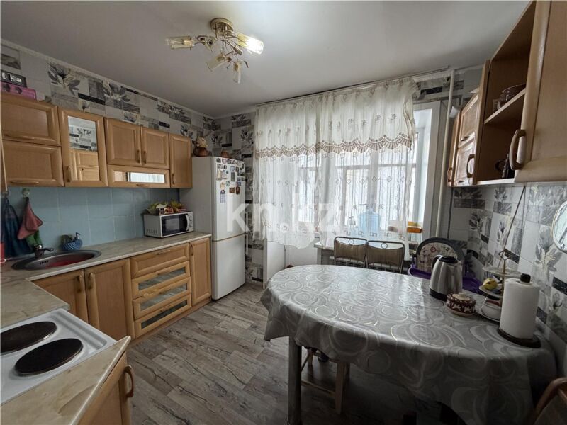 Продажа 3-комнатной квартиры, 71 м² - Продажа квартир в районе Нового рынка Караганды - страница 2 фото 8 из 12