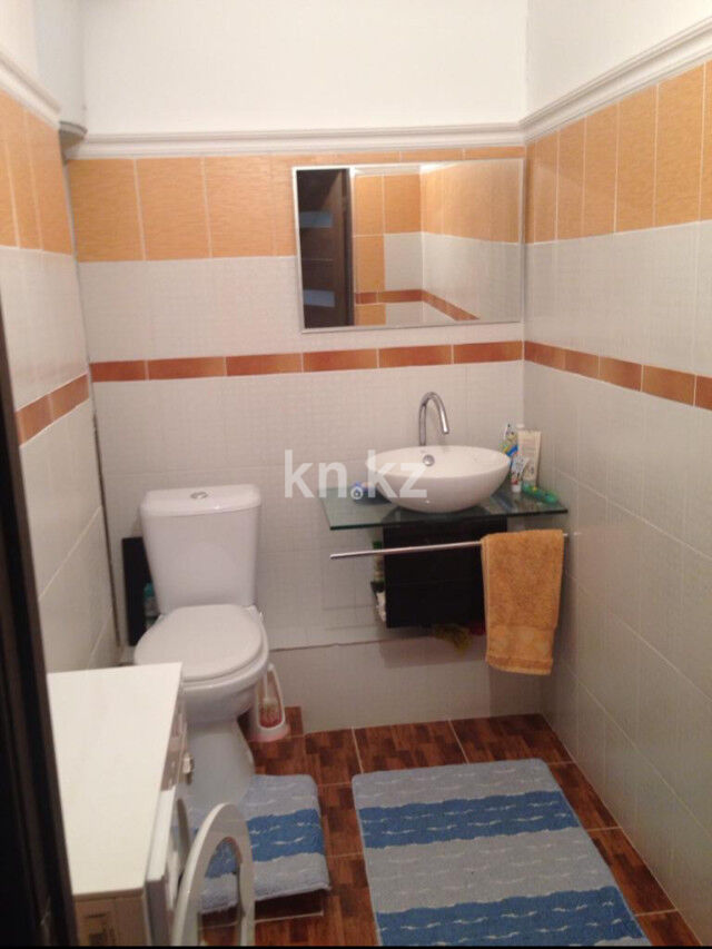 Аренда 3-комнатной квартиры, 107 м² - Аренда квартир помесячно в Караганде фото 7 из 11