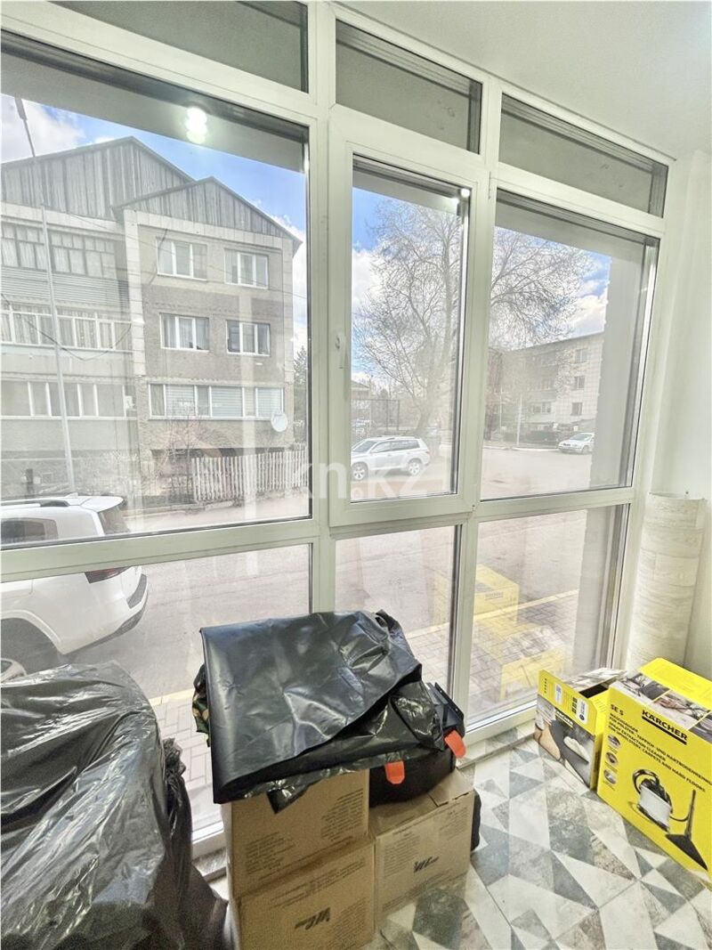 Продажа 1-комнатной квартиры, 44 м² - Продажа однокомнатных квартир на Юго-Востоке Караганды - страница 8 фото 7 из 14