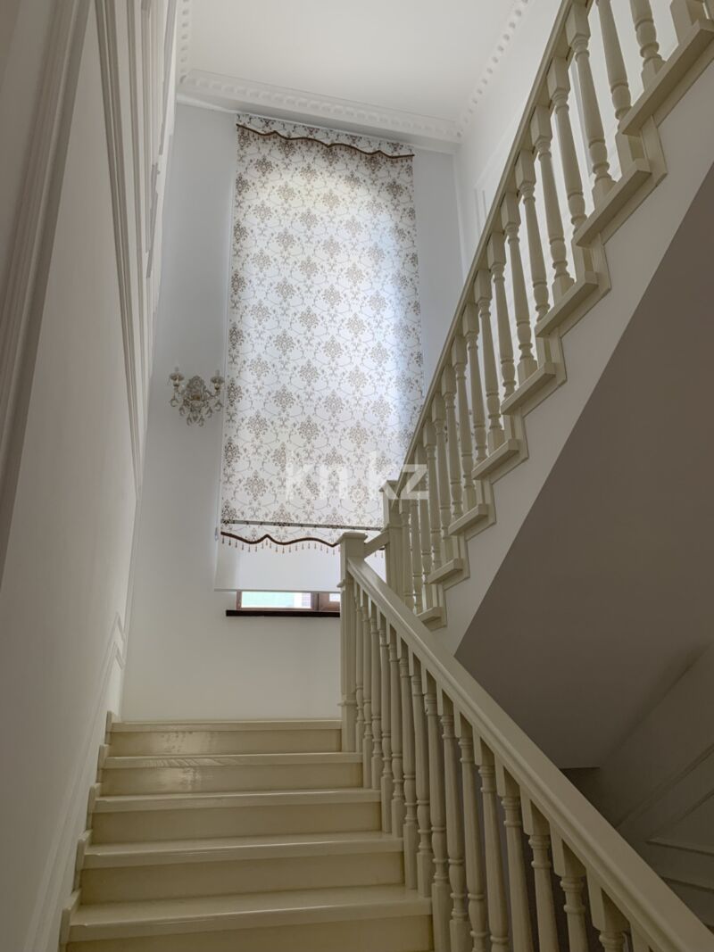 Продажа 9-комнатного дома, 300 м² - Продажа домов, коттеджей в Шымкенте фото 18 из 19
