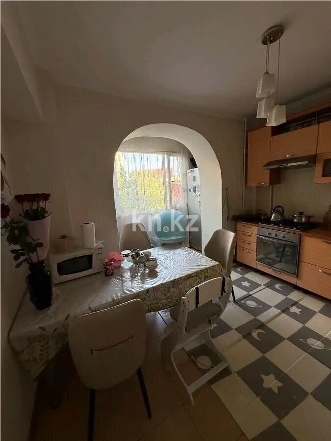 Продажа 3-комнатной квартиры, 72.5 м² - Продажа квартир в панельном доме в Казахстане - страница 10 фото 6 из 10