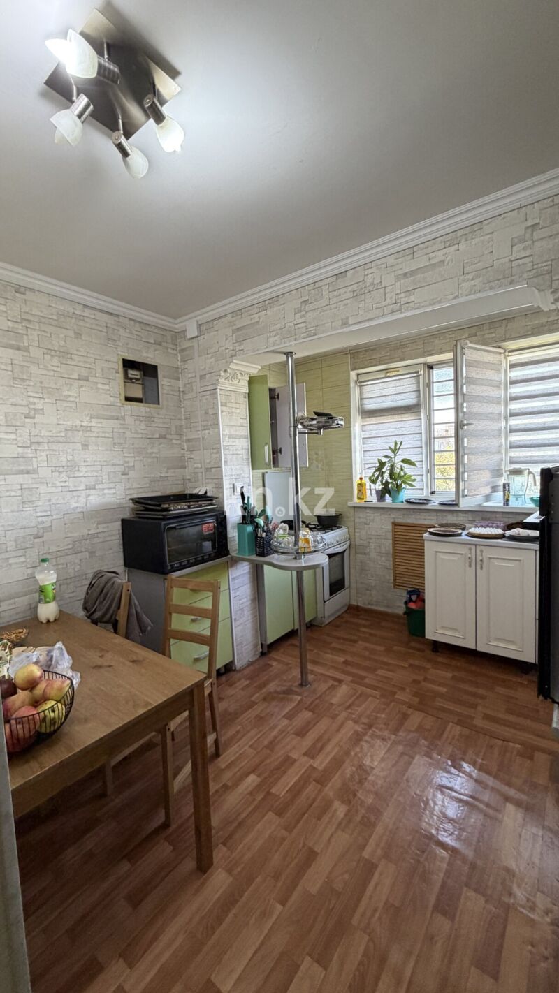 Продажа 3-комнатной квартиры, 74 м² - Продажа баз, складов и промышленной недвижимости в Карагандинской области фото 15 из 19