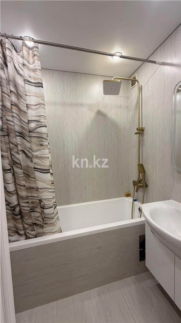 Продажа 2-комнатной квартиры, 54 м² - Продажа двухкомнатных квартир в панельном доме в Караганде - страница 15 фото 8 из 12