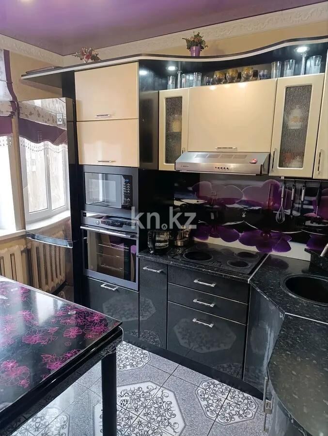 Продажа 3-комнатной квартиры, 64 м² - Продажа трехкомнатных квартир на Юго-Востоке Караганды - страница 9 фото 2 из 6