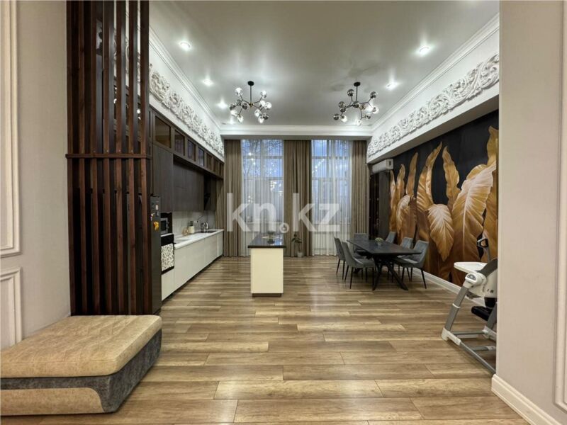 Продажа 3-комнатной квартиры, 160 м² - Продажа квартир в кирпичном доме в Караганде фото 12 из 17