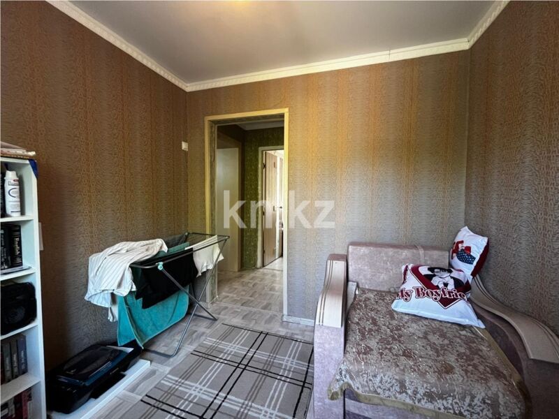 Продажа 3-комнатной квартиры, 52 м² - Продажа трехкомнатных квартир в Майкудуке Караганды - страница 7 фото 9 из 14