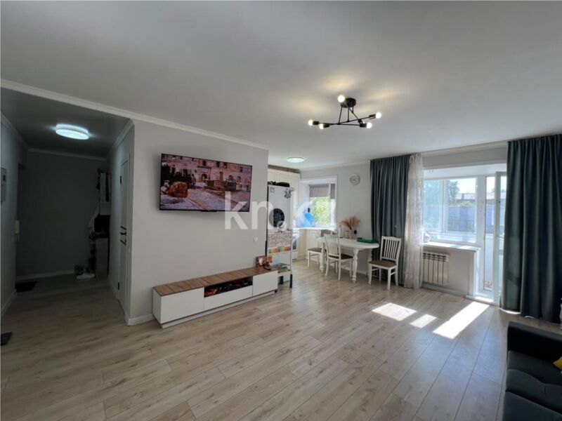 Продажа 2-комнатной квартиры, 45 м² - Продажа двухкомнатных квартир в Городе Караганды - страница 5 фото 1 из 9
