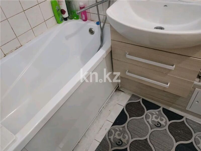 Продажа 2-комнатной квартиры, 54 м² - Продажа двухкомнатных квартир в панельном доме в Алматы - страница 22 фото 3 из 4