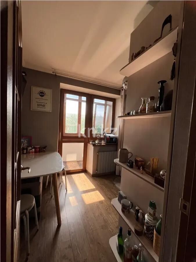 Продажа 3-комнатной квартиры, 75 м² - Продажа трехкомнатных квартир в Медеуском р-не Алматы - страница 2 фото 4 из 7
