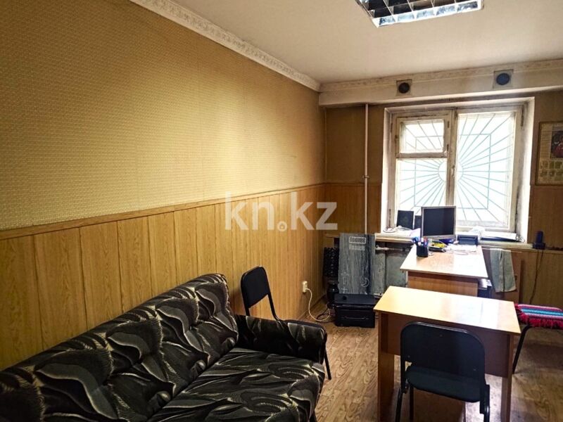 Продажа помещения, 64 м² - Продажа офисных и торговых помещений в Караганде фото 4 из 12
