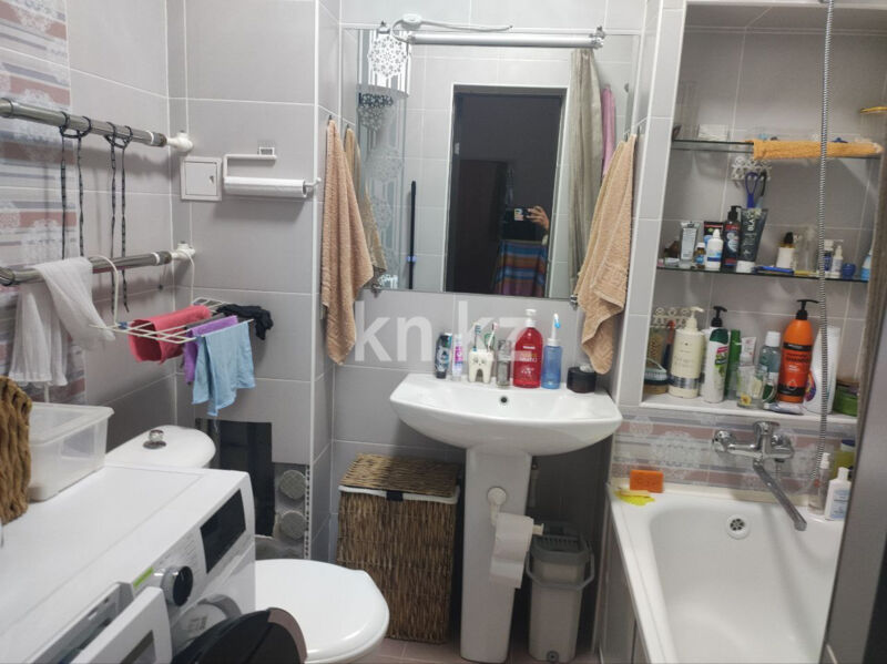 Продажа 2-комнатной квартиры, 60.6 м² - Продажа квартир в районе Юго-Восток в Караганде фото 8 из 11