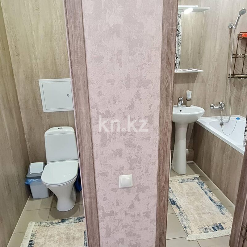 Аренда 2-комнатной квартиры посуточно, 56 м² - Аренда двухкомнатных квартир посуточно в Усть-Каменогорске фото 10 из 20