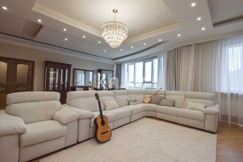 Продажа 4-комнатной квартиры, 241 м² - Продажа четырехкомнатных квартир в Медеуском р-не Алматы фото 10 из 40