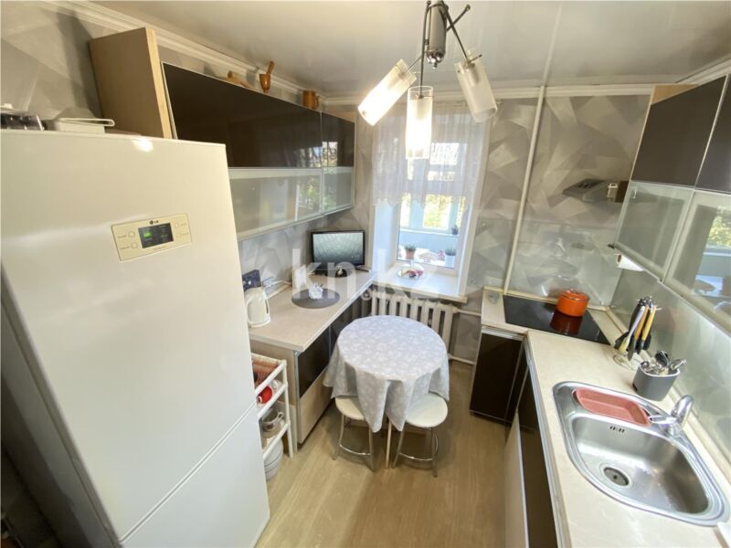 Продажа 3-комнатной квартиры, 62 м² - Продажа трехкомнатных квартир в Караганде фото 7 из 14