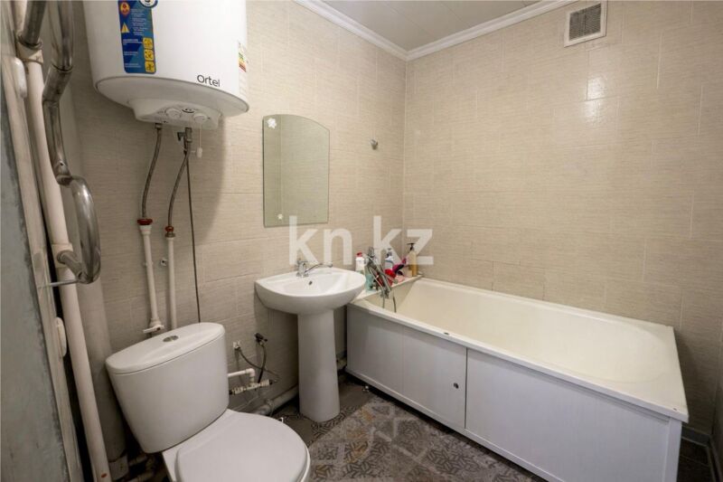 Продажа 1-комнатной квартиры, 35 м² - Продажа однокомнатных квартир в районе Нового рынка Караганды фото 4 из 8