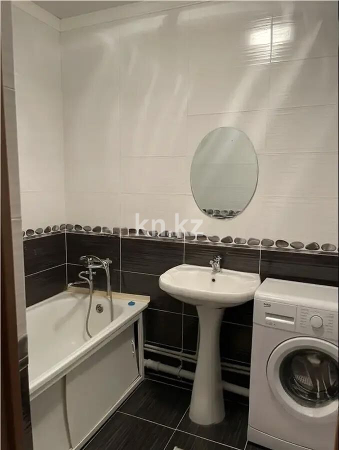 Продажа 1-комнатной квартиры, 50 м² - Продажа однокомнатных квартир в р-не Есиль Астаны - страница 26 фото 3 из 4