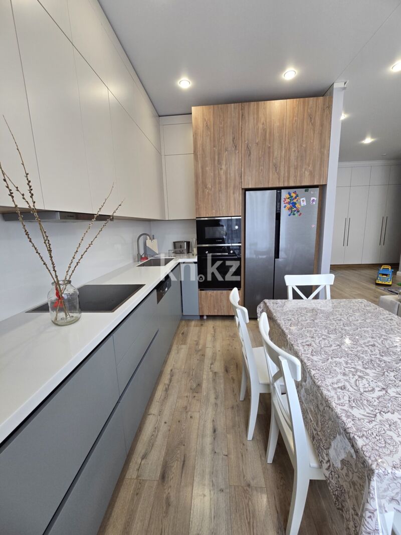 Продажа 4-комнатной квартиры, 100 м² - Продажа квартир в блочном доме в Астане - страница 2 фото 2 из 14